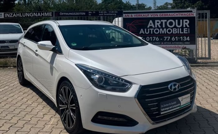 Hyundai i40 cw blue Premium – Frontansicht