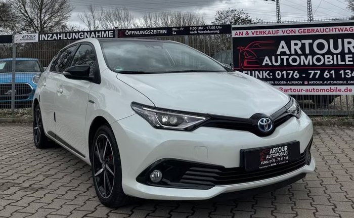 Toyota Auris Hybrid Style Selection – Frontansicht